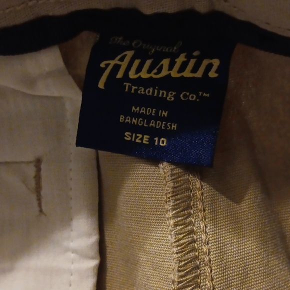 NWT Girls Bermuda shorts - Picture 4 of 6